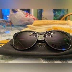LV sunglasses- Perfect condition